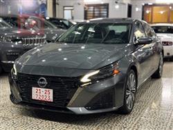 نيسان ألتيما